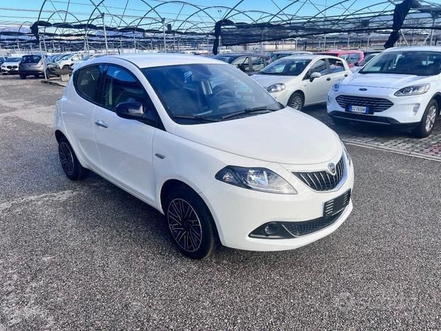 Usata Lancia Ypsilon S 69 CV (50 kW) 2024 Utilitaria