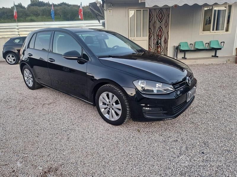 Usata VW Golf VII Highline 110 CV (80 kW) 2013 Nero Berlina