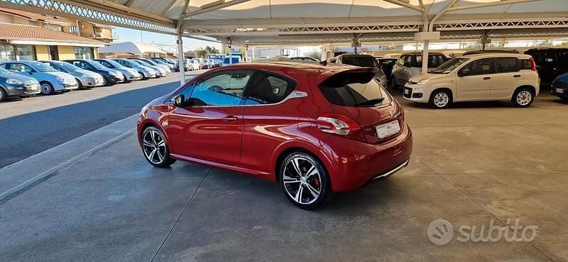Usata Peugeot 208 GTi 200 CV (147 kW) 2015 Rosso Utilitaria