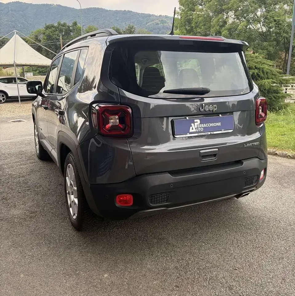 Usata Jeep Renegade Limited 120 CV (88 kW) 2021 Grigio SUV