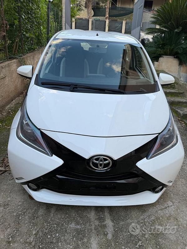 Usata Toyota Aygo 2018 Bianco Utilitaria