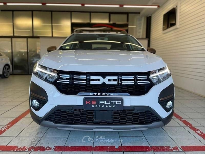 Usata Dacia Sandero Extreme 101 CV (74 kW) 2024 Bianco Berlina