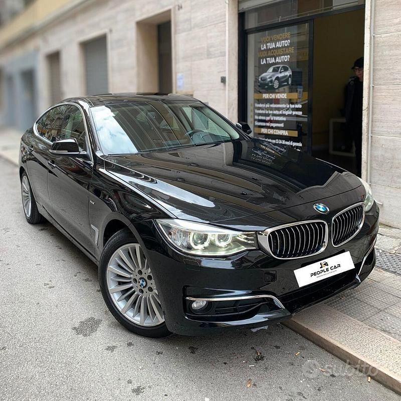 Usata BMW 320 Luxury Line 184 CV (135 kW) 2013 Nero Berlina