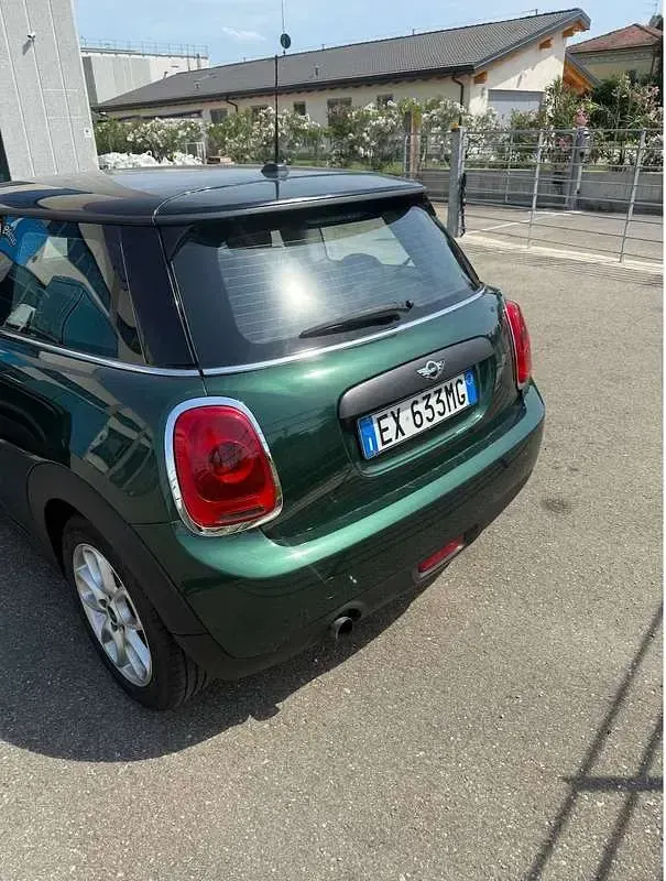 Usata Mini ONE 75 CV (55 kW) 2014 Verde Utilitaria