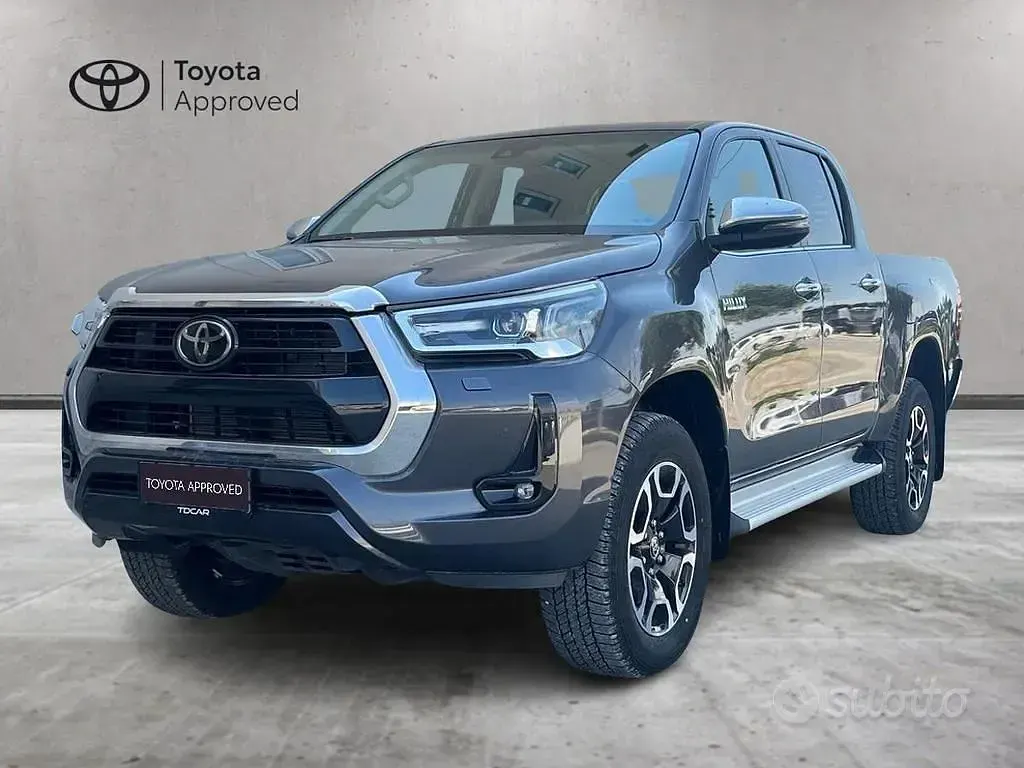 Nuova Toyota HiLux Executive 150 CV (110 kW) 2026 Grigio Pick-up