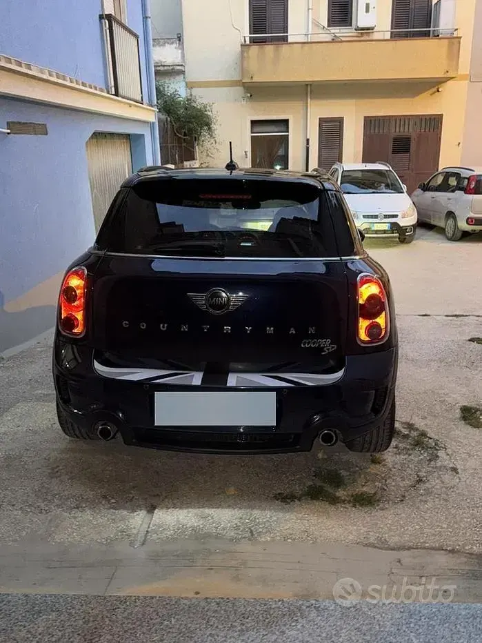Usata Mini Countryman 143 CV (105 kW) 2016 Blu SUV