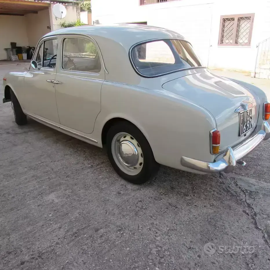 Usata Lancia Appia 1950 Grigio Berlina