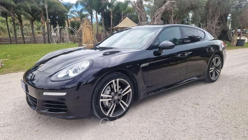 Usata Porsche Panamera 300 CV (220 kW) 2015 Nero Utilitaria