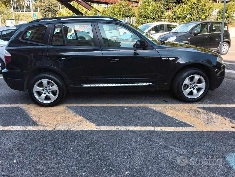 Nero Usata 2008 BMW X3 SUV | 5500 € (Buon prezzo) - Immagine 1/4