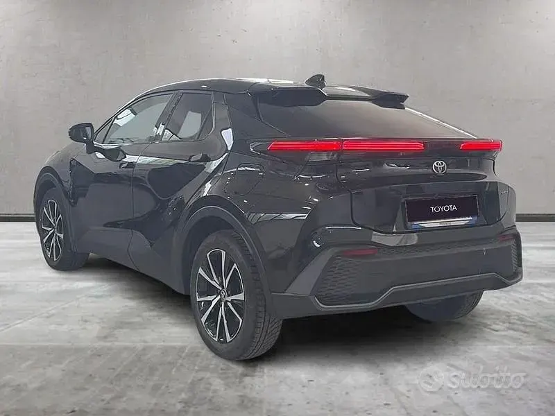 Usata Toyota C-HR Trend 152 CV (111 kW) 2024 Other SUV