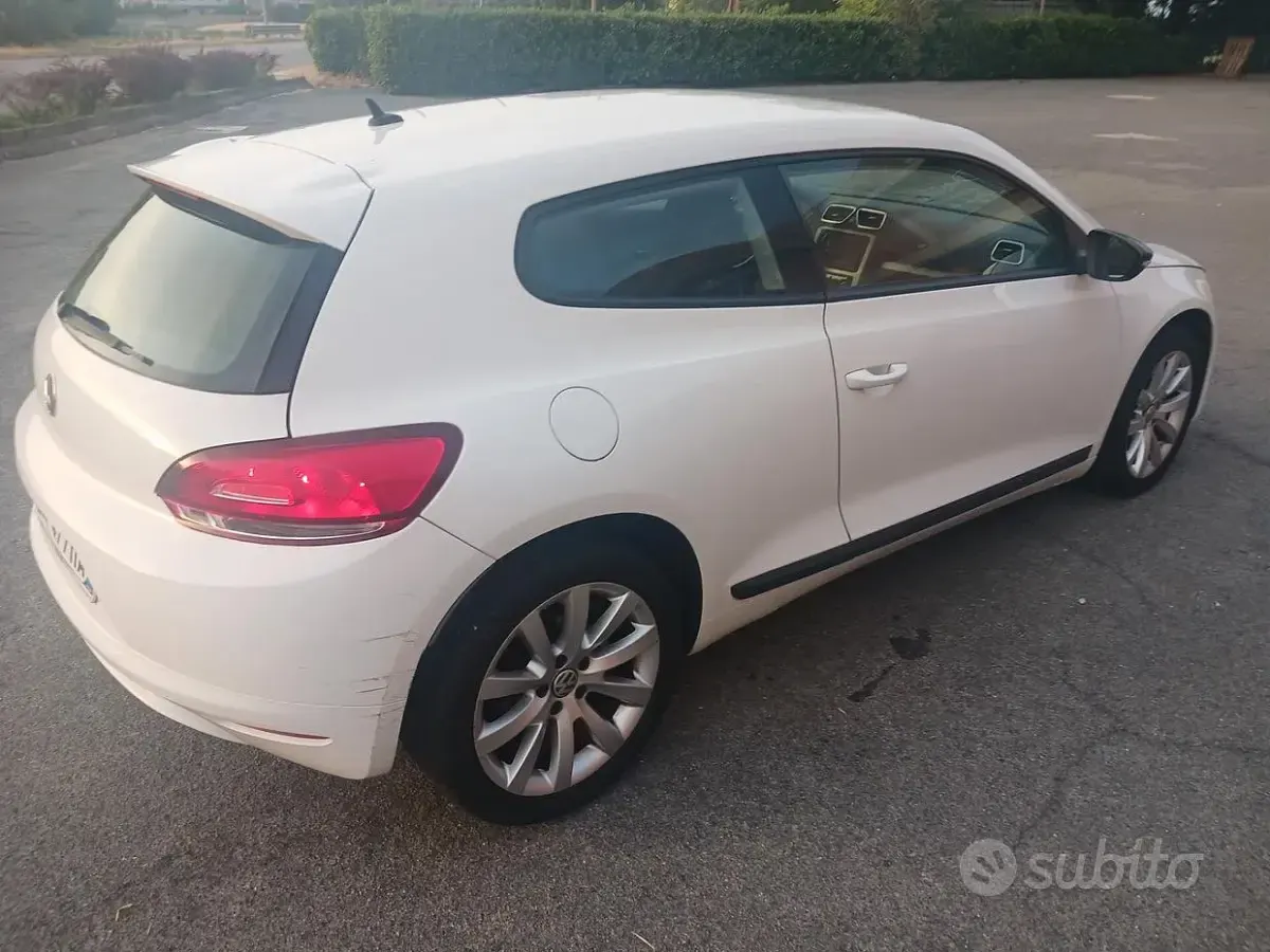 Usata VW Scirocco GT 140 CV (102 kW) 2012 Bianco Coupé