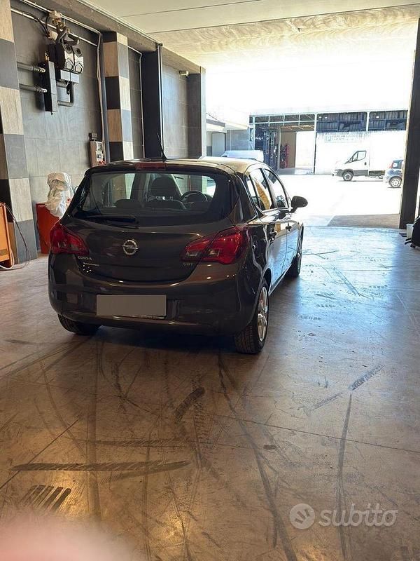 Usata Opel Corsa 75 CV (55 kW) 2015 Grigio Utilitaria