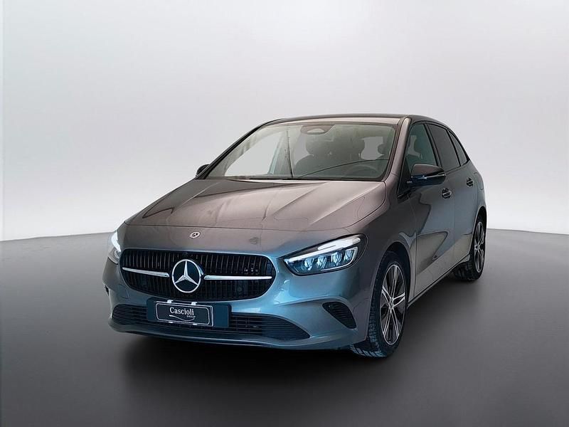 Usata Mercedes B250e Advanced 163 CV (119 kW) 2025 Grigio montagna Monovolume