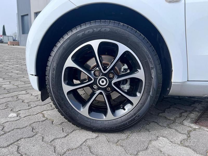 Usata Smart ForFour Prime 2015 Bianco Utilitaria