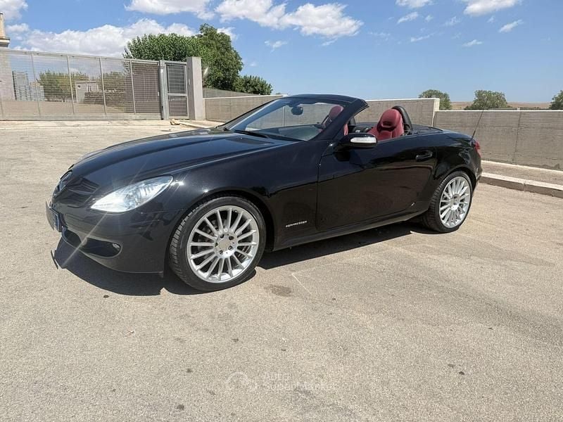 Usata Mercedes SLK200 163 CV (119 kW) 2006 Nero Cabrio