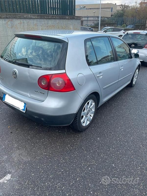 Usata VW Golf IV 2004 Grigio Berlina