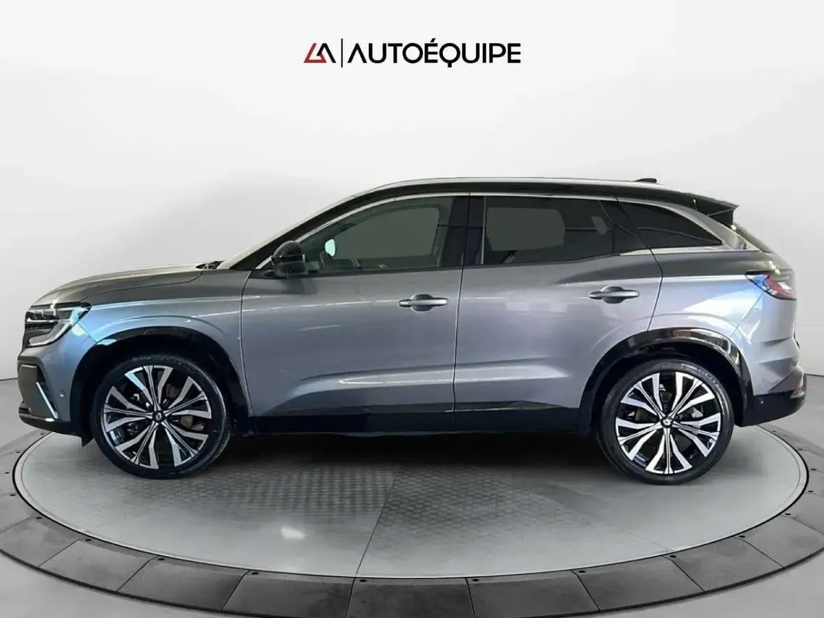 Usata Renault Austral Iconic 199 CV (146 kW) 2023 Grigio SUV