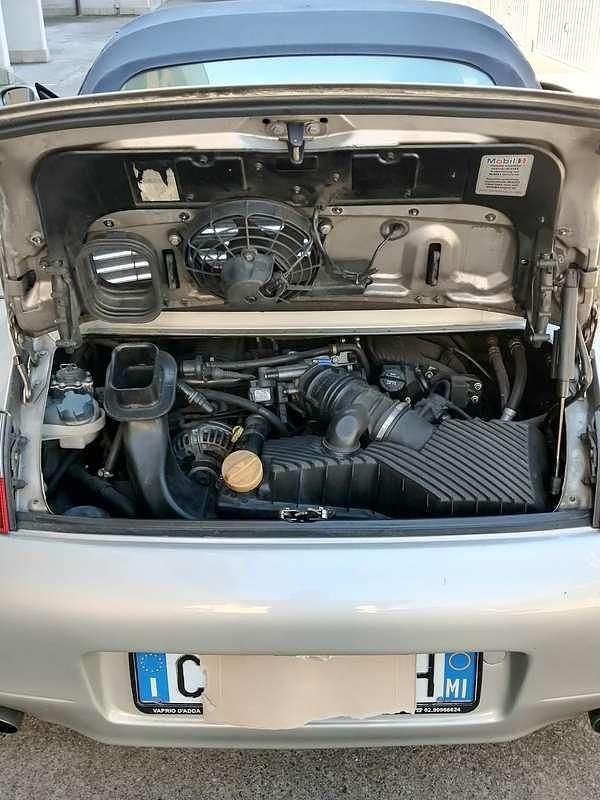 Usata Porsche 911 Carrera Cabriolet 300 CV (220 kW) 1998 Argento Cabrio