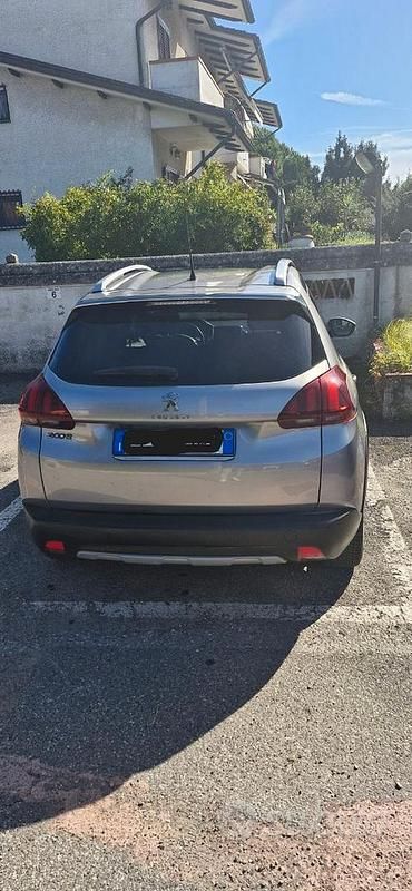 Usata Peugeot 2008 Allure 100 CV (73 kW) 2017 Grigio SUV