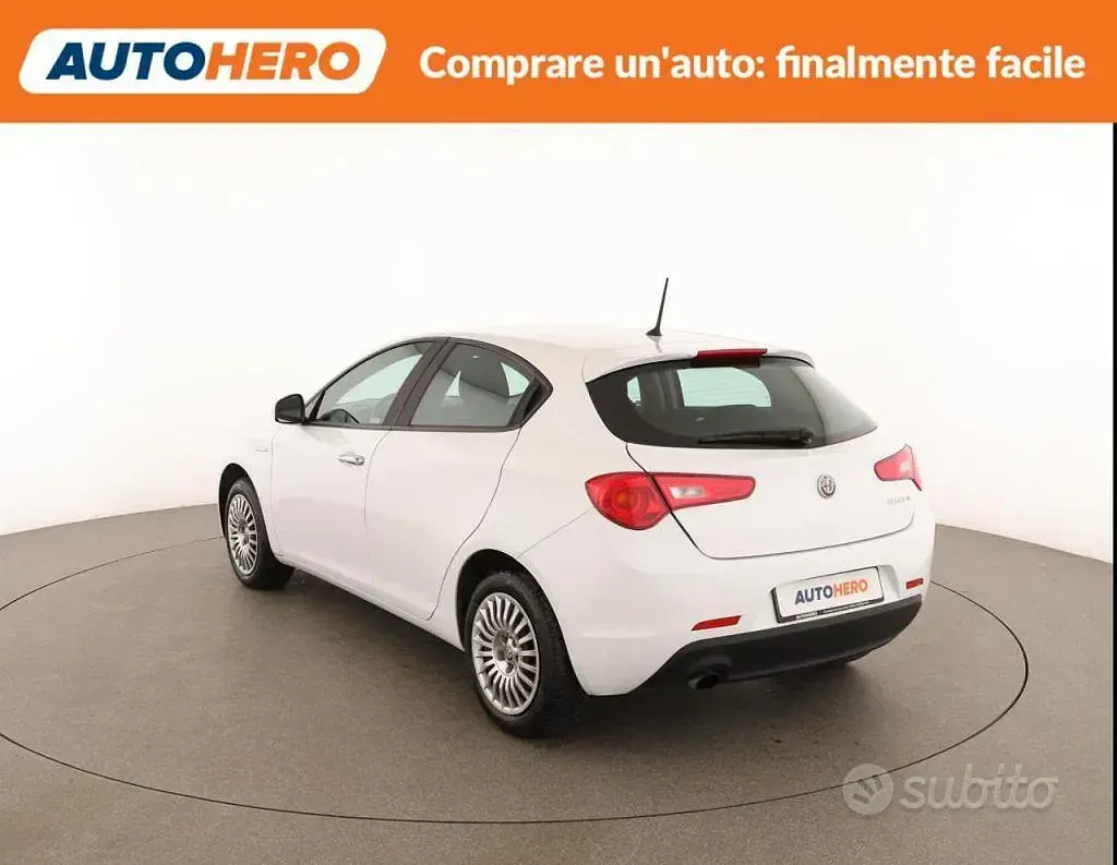 Usata Alfa Romeo Giulietta 120 CV (88 kW) 2016 Bianco Utilitaria