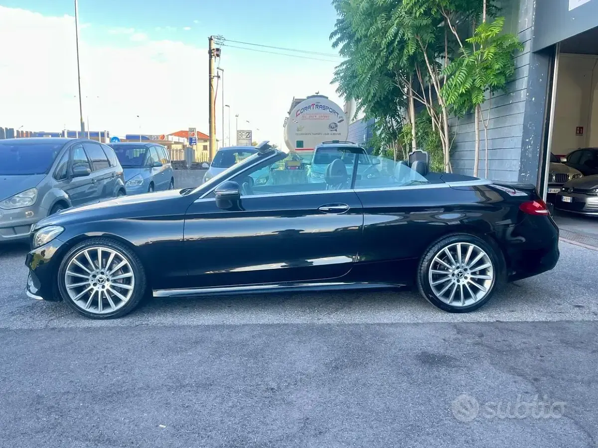 Usata Mercedes C220 Premium 170 CV (125 kW) 2017 Nero Cabrio