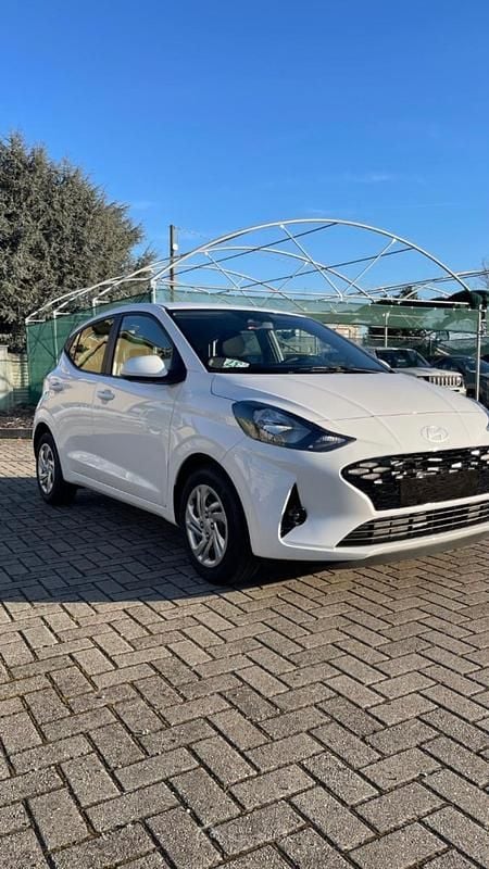 Nuova Hyundai i10 63 CV (46 kW) 2025 Bianco Utilitaria