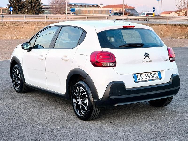Occasion Citroën C3 Business Class 102 ch (75 kW) 2023 Blanc Citadine