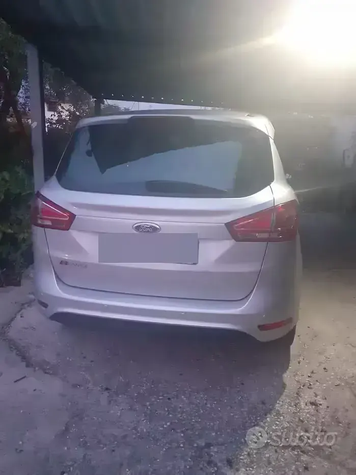 Usata Ford B-MAX 90 CV (66 kW) 2014 Grigio Monovolume