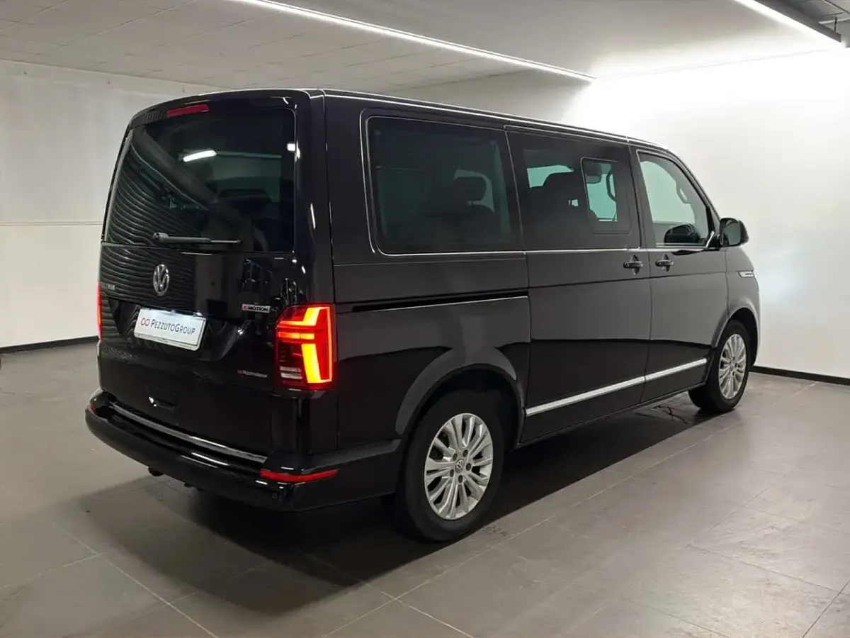 Usata VW Transporter Highline 204 CV (150 kW) 2021 Nero Furgone