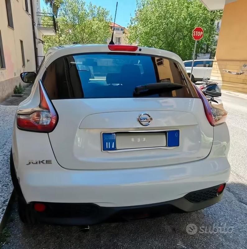 Gebraucht Nissan Juke N-Connecta 110 PS (80 kW) 2019 Weiß SUV
