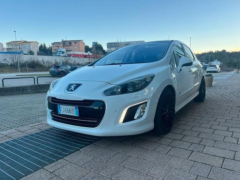 Usata Peugeot 308 GTi 200 CV (147 kW) 2011 Bianco Berlina