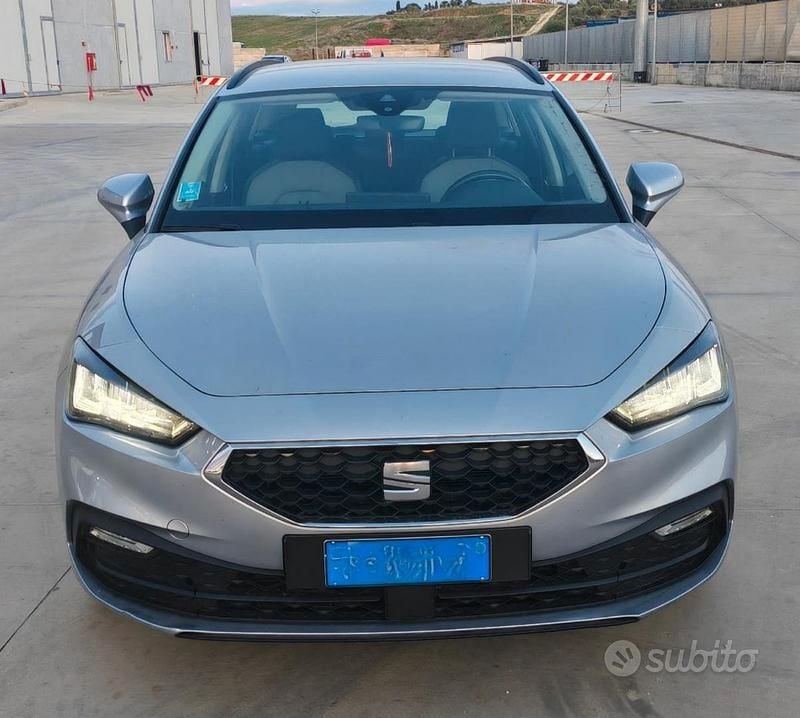 Gebraucht Seat Leon 115 PS (84 kW) 2022 Grau Limousine