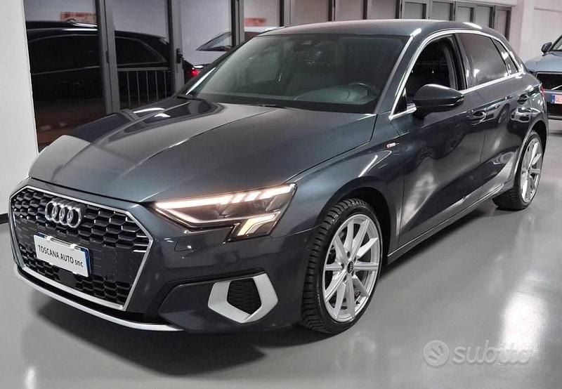 Usata Audi A3 S-Line 150 CV (110 kW) 2021 Grigio Berlina