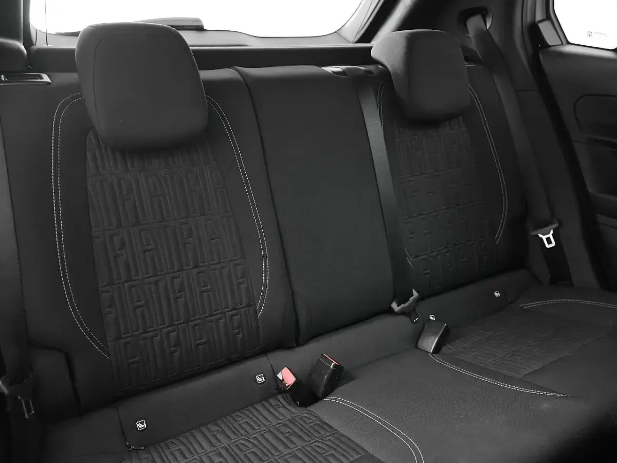 Usata Fiat 600 145 CV (106 kW) 2025 Beige SUV