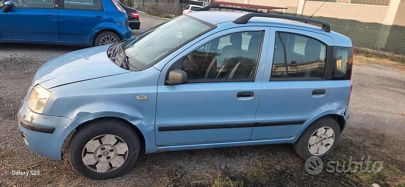 Usata Fiat Panda 2005 Blu Utilitaria
