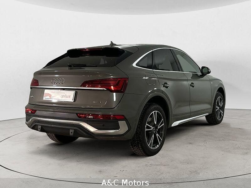 Usata Audi Q5 Sportback S-Line 204 CV (150 kW) 2024 Grigio SUV