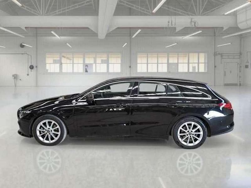 Usata Mercedes CLA200 Shooting Brake Business 150 CV (110 kW) 2021 Nero Station wagon