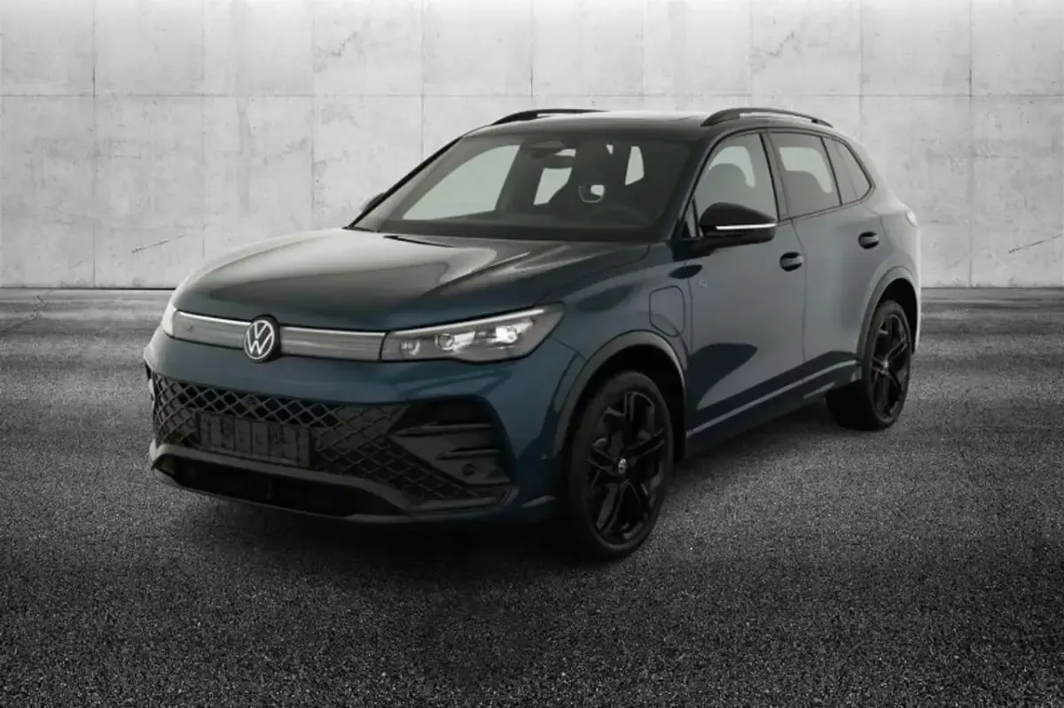 Usata VW Tiguan R-line 272 CV (200 kW) 2025 Blu/azzurro SUV