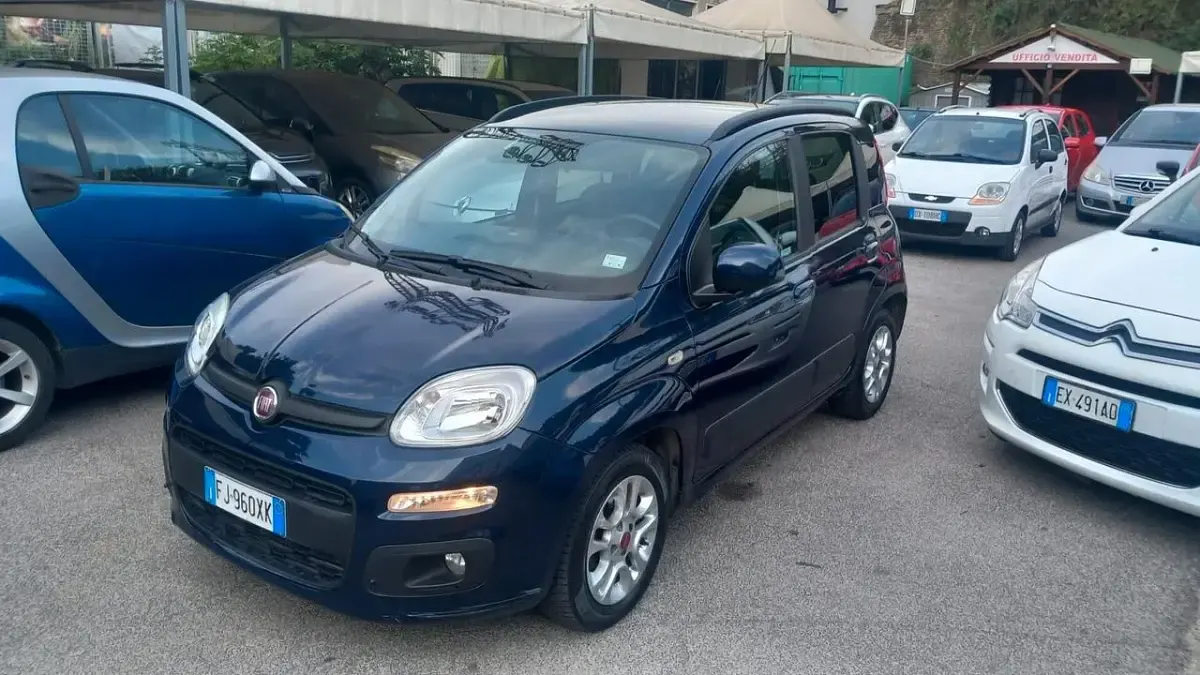 Usata Fiat Panda Easy 95 CV (69 kW) 2017 Blu Utilitaria