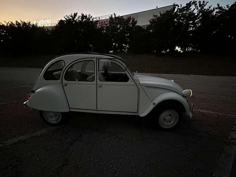 Usata Citroën 2CV 29 CV (21 kW) 1988 Berlina