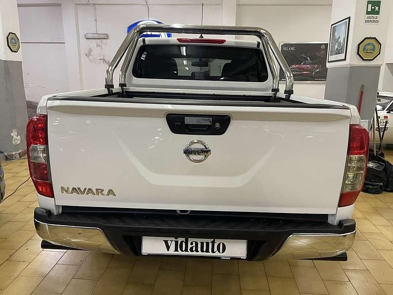 Usata Nissan Navara N-Connecta 163 CV (119 kW) 2021 Bianco Pick-up
