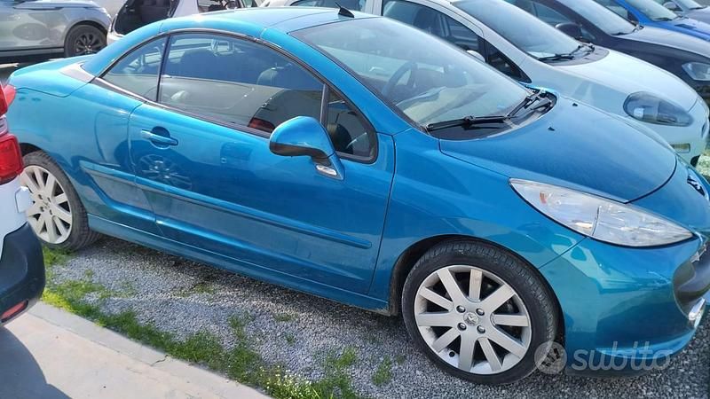 Usata Peugeot 207 CC 110 CV (80 kW) 2007 Blu Cabrio