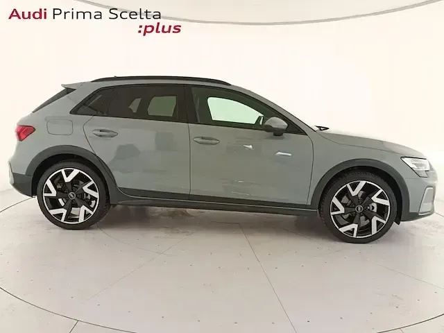 Nuova Audi A3 Comfort 150 CV (110 kW) 2026 Grigio freccia perla