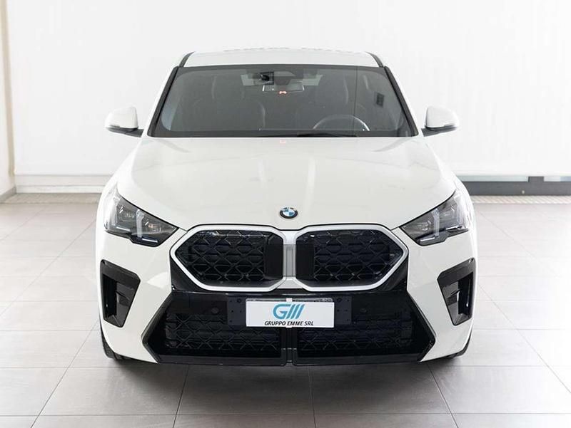 Nuova BMW X2 M Sport 150 CV (110 kW) 2025 Alpine white SUV