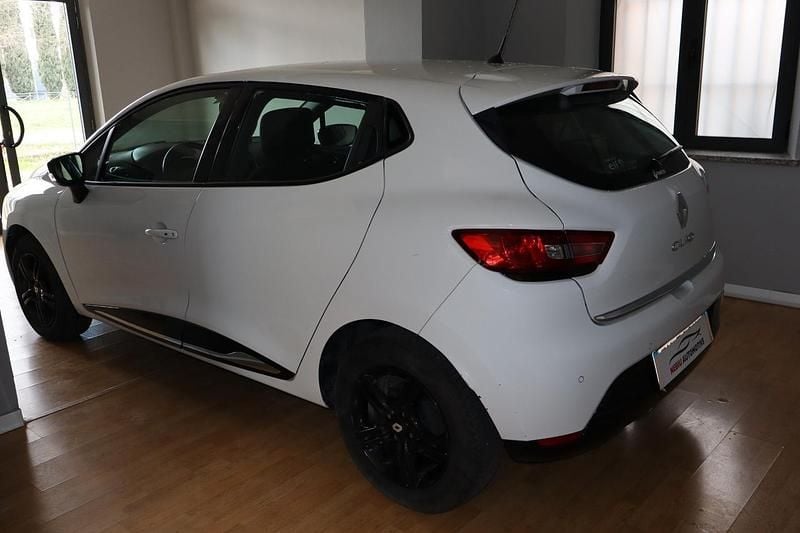 Usata Renault Clio IV 72 CV (52 kW) 2015 Bianco Berlina