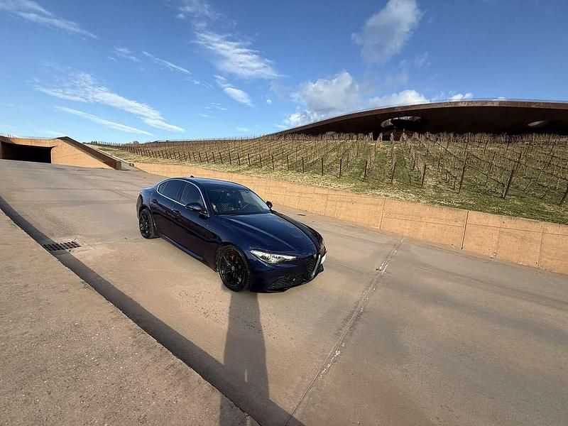 Usata Alfa Romeo Giulia Business Launch Edition 150 CV (110 kW) 2018 Berlina