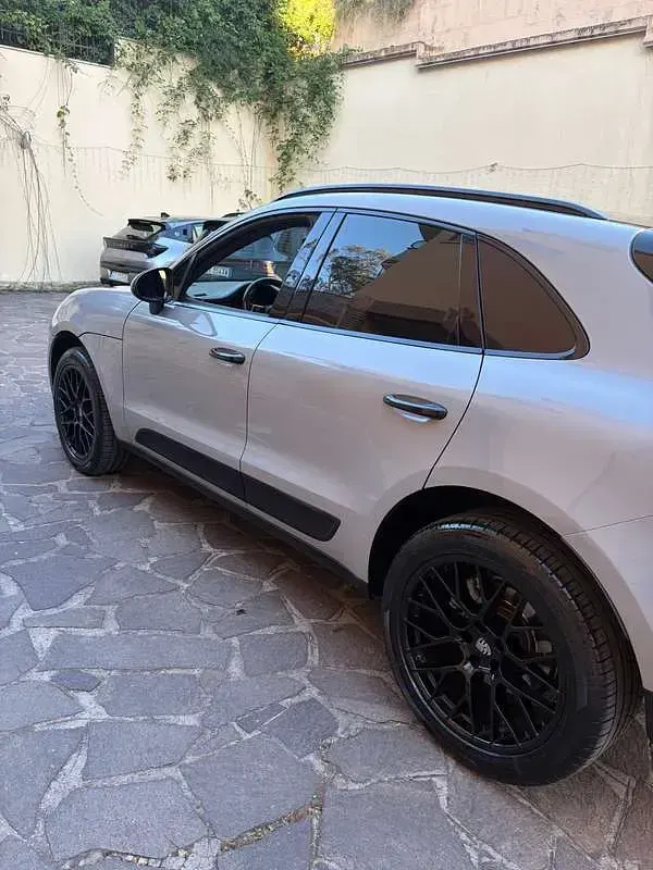 Usata Porsche Macan S 250 CV (183 kW) 2015 Grigio SUV