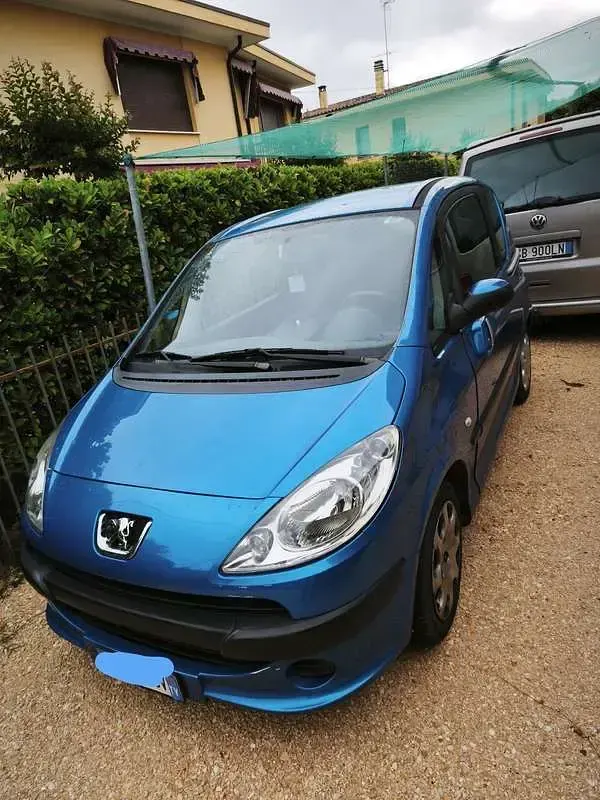 Usata Peugeot 1007 73 CV (53 kW) 2006 Monovolume