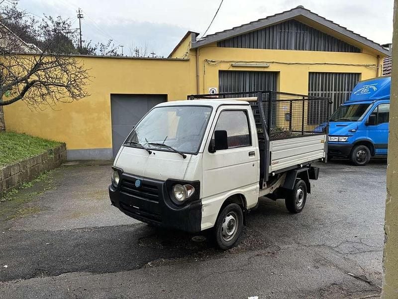 Usata Piaggio Quargo 18 CV (13 kW) 2012 Bianco Furgone