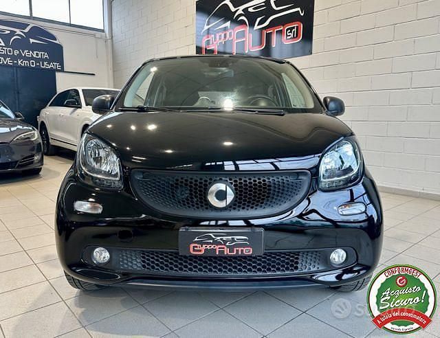 Usata Smart ForFour Passion 71 CV (52 kW) 2017 Nero Utilitaria